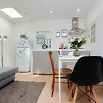 St Peter Station Holiday Home