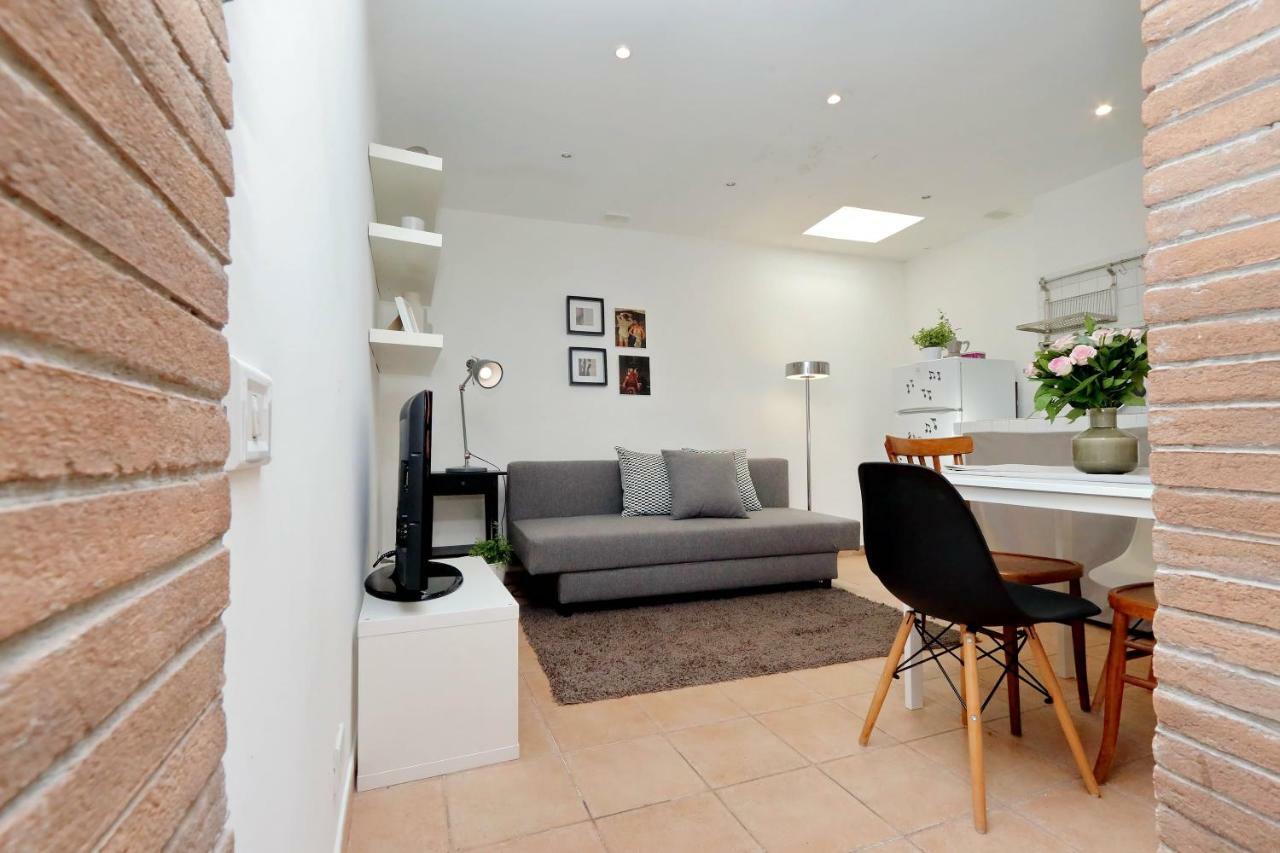 Apartment St Peter Station